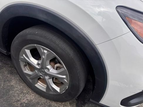Certified 2024 Honda HR-V LX image 10