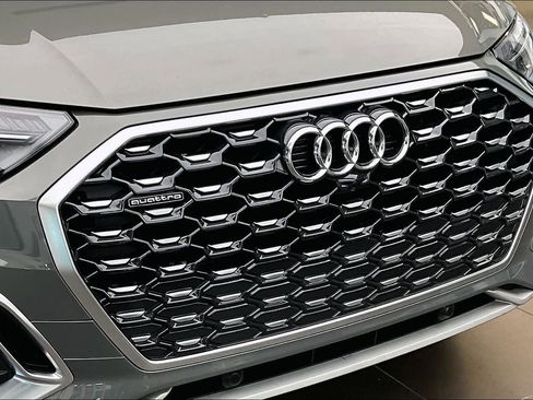 Certified 2023 Audi Q5 2.0T Premium w/ Convenience Package image 31