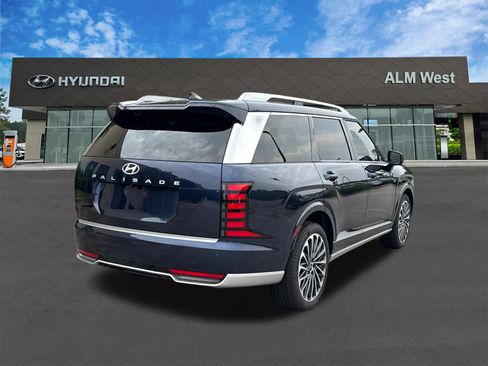 Used 2026 Hyundai Palisade Calligraphy FWD image 5