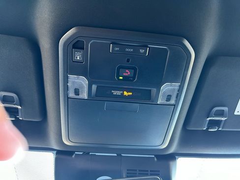 Used 2024 Toyota Tacoma SR5 w/ SR5 Upgrade Package image 27