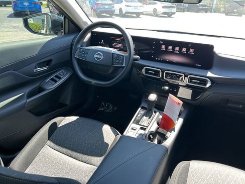 New 2026 Nissan Sentra SV w/ Floor Mat Package FWD image 10