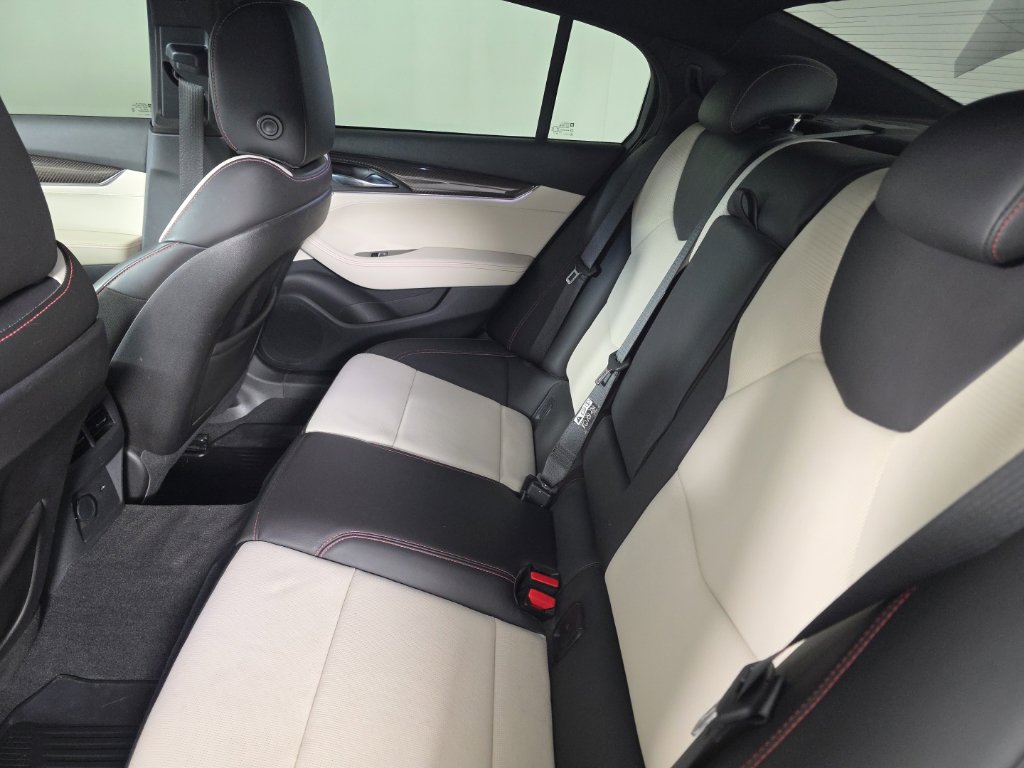 Used 2020 Cadillac CT5 Sport w/ Parking Package AWD/4WD image 30