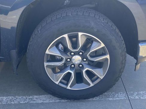 Used 2021 Chevrolet Silverado 1500 LT w/ All Star Edition Plus image 8