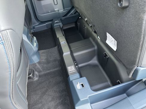 New 2025 Ford Maverick Lobo image 45