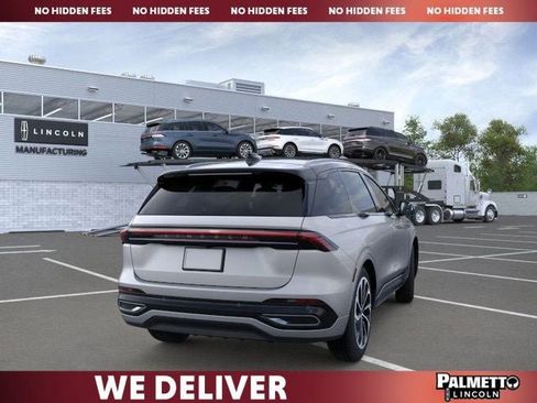 New 2026 Lincoln Nautilus Reserve image 8