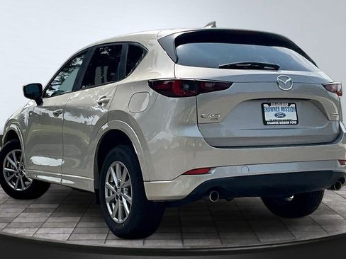 Used 2024 MAZDA CX-5 AWD 2.5 S w/ Select Package image 4