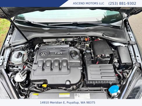 Used 2015 Volkswagen Golf TDI S image 15
