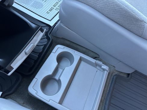 Used 2016 Honda Odyssey LX image 14