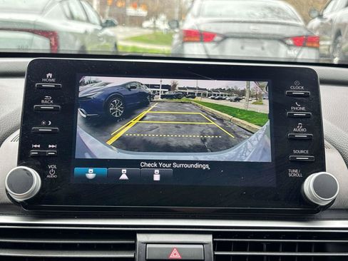 Used 2022 Honda Accord Sport image 19