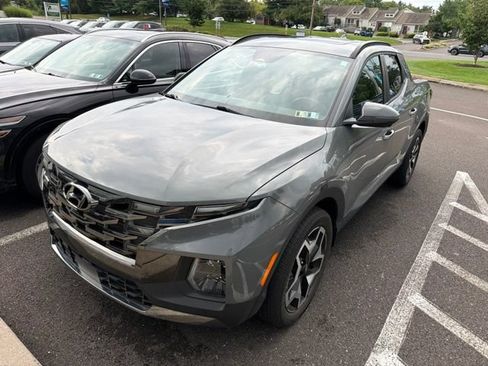 Used 2023 Hyundai Santa Cruz Limited AWD/4WD image 2