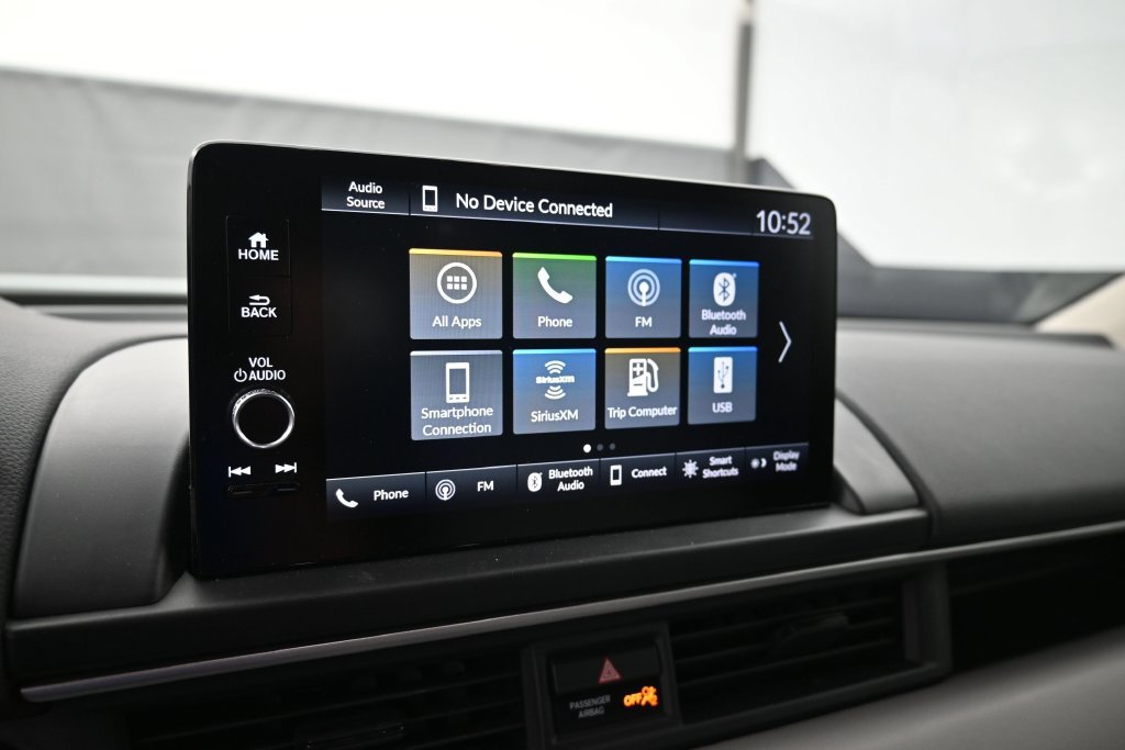Used 2025 Honda Pilot EX-L image 41