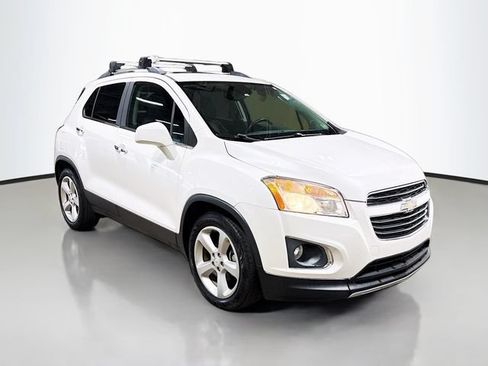 Used 2015 Chevrolet Trax LTZ w/ LPO, Cargo Package FWD image 3