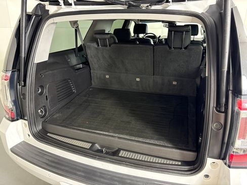 Used 2019 GMC Yukon XL SLT AWD/4WD image 23