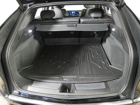 Used 2024 Cadillac Lyriq Luxury w/ LPO, Floor Liner Package AWD/4WD image 18