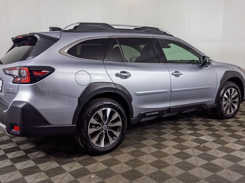 Used 2025 Subaru Outback Touring XT AWD/4WD image 19