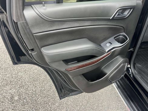 Used 2020 GMC Yukon SLE image 21