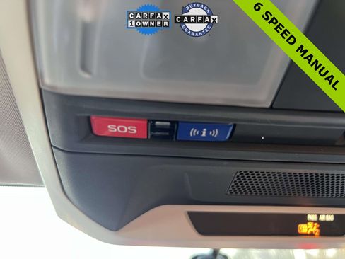 Used 2022 Subaru Crosstrek 2.0i Premium image 26