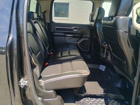 Used 2022 RAM 1500 Laramie AWD/4WD image 18