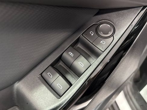 New 2026 Chevrolet Equinox LT w/ Safety and Technology Package FWD image 33
