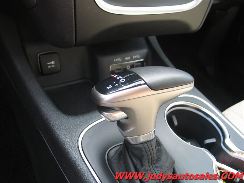 Used 2019 Dodge Durango SXT AWD/4WD image 20