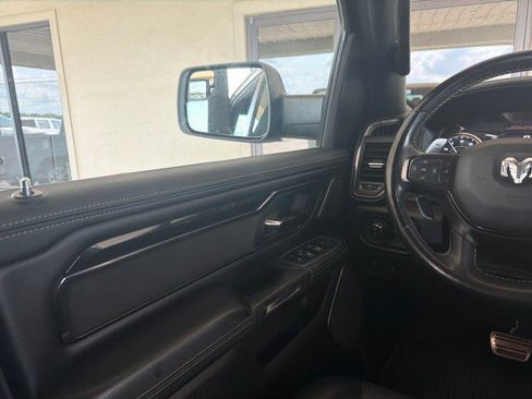 Used 2022 RAM 1500 Laramie AWD/4WD image 15