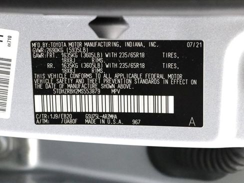 Used 2021 Toyota Highlander XLE AWD/4WD image 27