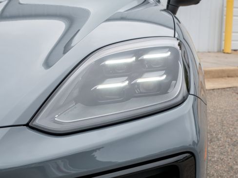 New 2026 Porsche Cayenne S AWD/4WD image 12