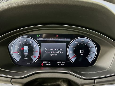 Used 2021 Audi Q5 Prestige w/ Prestige Package image 12