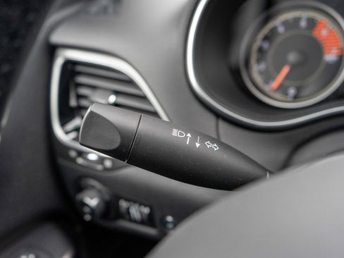 Used 2020 Jeep Cherokee Limited AWD/4WD image 26