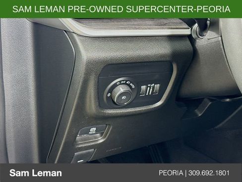 Used 2023 Jeep Grand Cherokee L Limited image 10