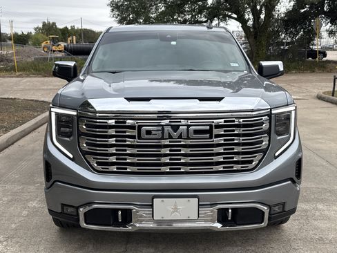 Used 2025 GMC Sierra 1500 Pro w/ Pro Value Package image 12