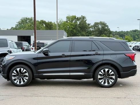Used 2026 Ford Explorer Platinum w/ LUX Leather Package AWD/4WD image 42
