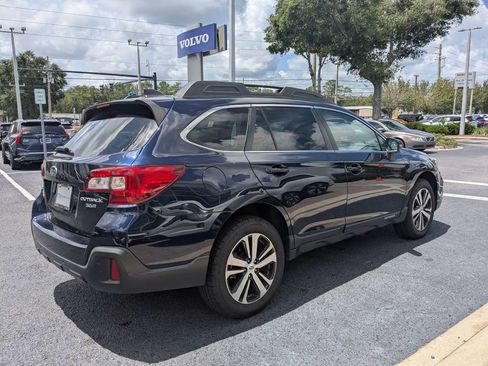 Used 2018 Subaru Outback 3.6R Limited AWD/4WD image 4