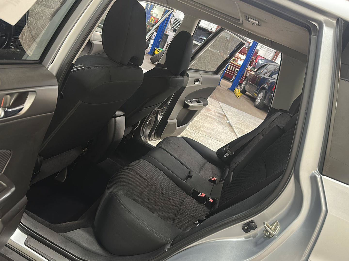 Used 2013 Subaru Forester 2.5X Premium AWD/4WD image 26
