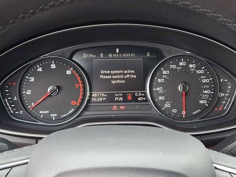 Used 2021 Audi Q5 Premium image 19