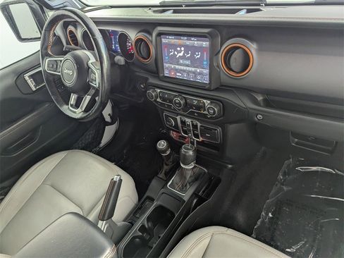 Certified 2021 Jeep Gladiator Mojave image 34