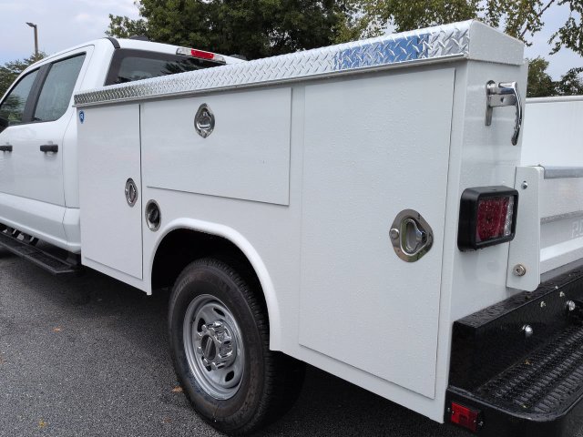 New 2026 Ford F250 XL w/ XL Chrome Package AWD/4WD image 13
