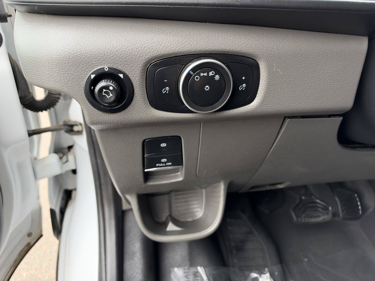 Used 2022 Ford Transit 250 Medium Roof AWD w/ Interior Upgrade Package image 15