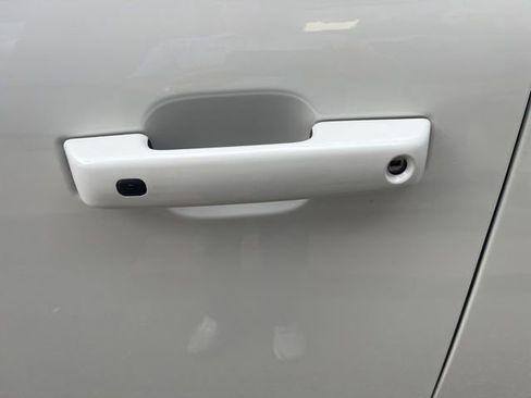 Used 2023 Ford F150 Lariat w/ Equipment Group 502A High image 20