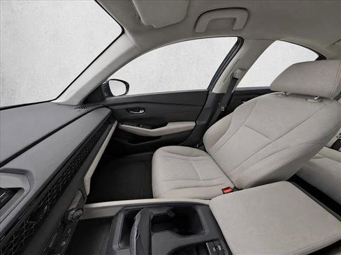 Certified 2023 Honda Accord LX image 11