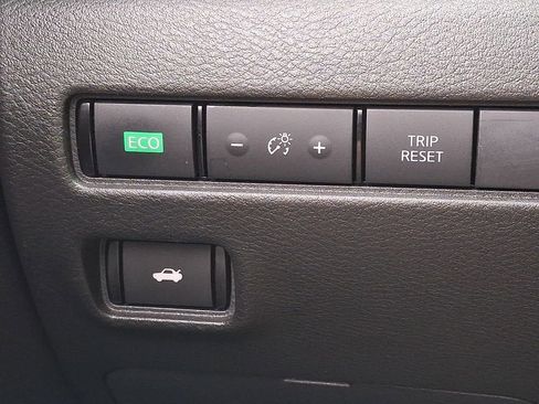 Certified 2022 Nissan Sentra SV w/ All-Weather Package image 25