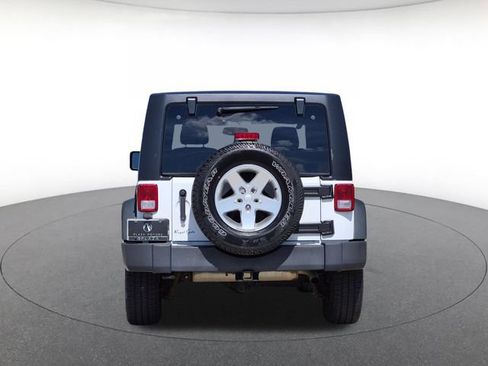 Used 2013 Jeep Wrangler Sport AWD/4WD image 6
