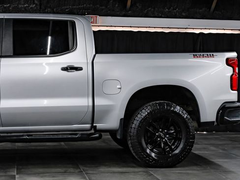 Used 2022 Chevrolet Silverado 1500 LT Trail Boss w/ Convenience Package II AWD/4WD image 17