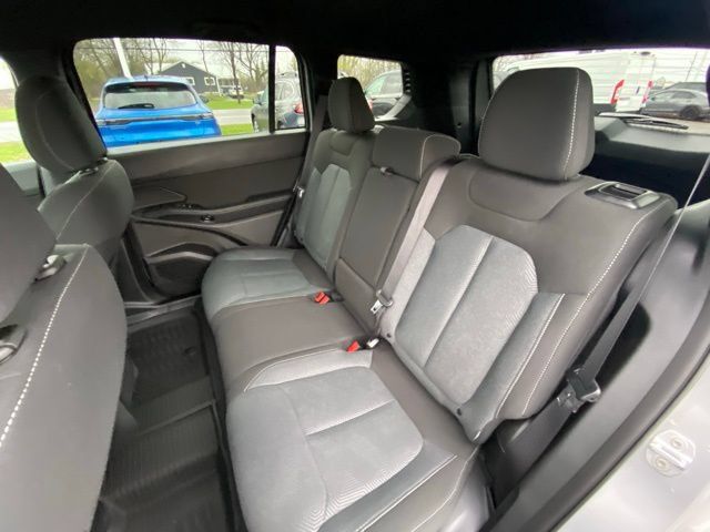 Used 2026 Jeep Cherokee Laredo AWD/4WD image 11