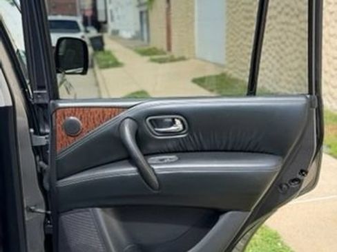 Used 2020 Nissan Armada SL RWD image 21