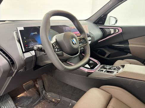 New 2026 BMW X3 xDrive30 w/ Premium Package AWD/4WD image 4