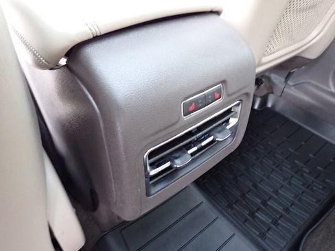 Certified 2022 Lincoln Corsair AWD w/ Premium Package image 18