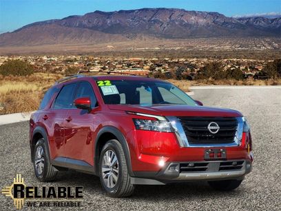 Used 2022 Nissan Pathfinder SL