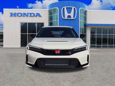 Used 2024 Honda Civic Type R image 8