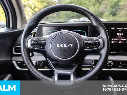 Used 2025 Kia Sportage LX FWD image 24